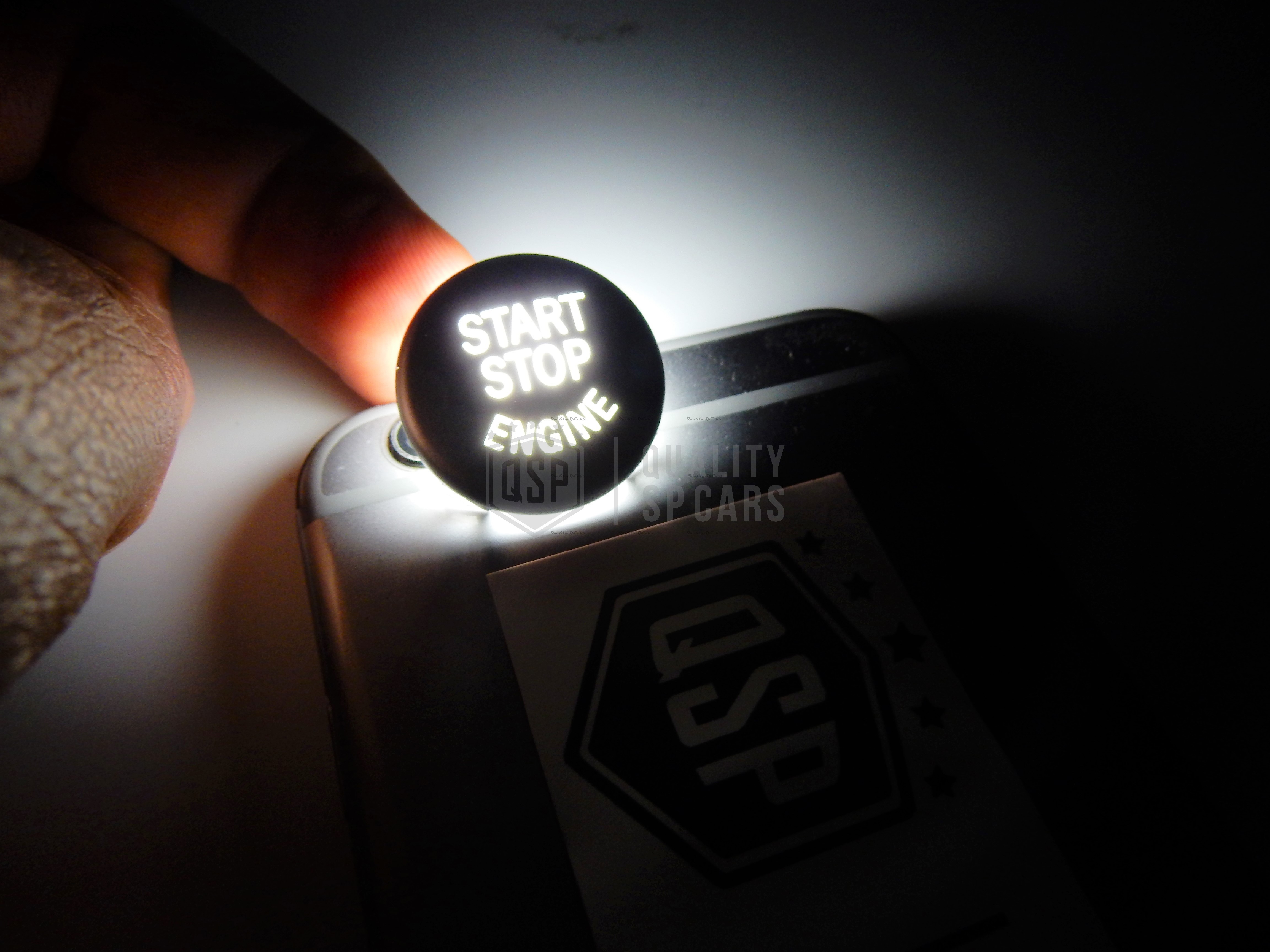 GEARMONSTER Start Stop, Pulsante Di Avviamento, Per Auto, Per E90 E91 E92 E93 E60 X1 E84 X3 E83 X5 E70 X6 E71 (rosso - Foto 10